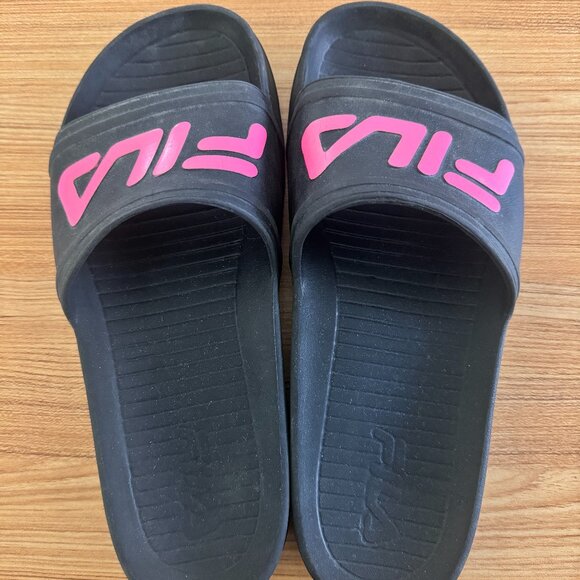 Fila Women's Slides Flip Flop slip-on Black Pink Lettering Size 10 - Picture 1 of 4